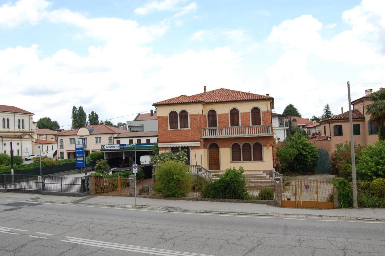 Locazione Turistica Elite Parco Brentelle Bed & Breakfast - Chiesanuova 135 E 167 Padova Eksteriør billede